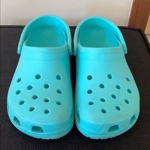 Turquoise crocs
